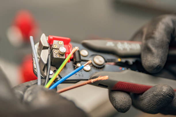 Best Emergency Electrical Repair  in Milbank, SD