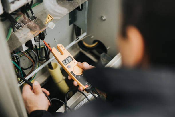 Best Circuit Breaker Repair  in Milbank, SD