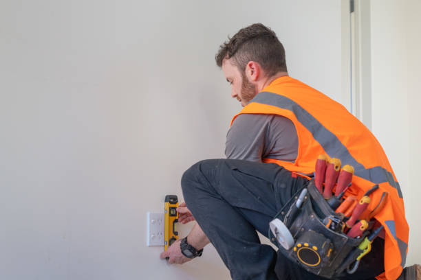 Best Affordable Emergency Electrician  in Milbank, SD